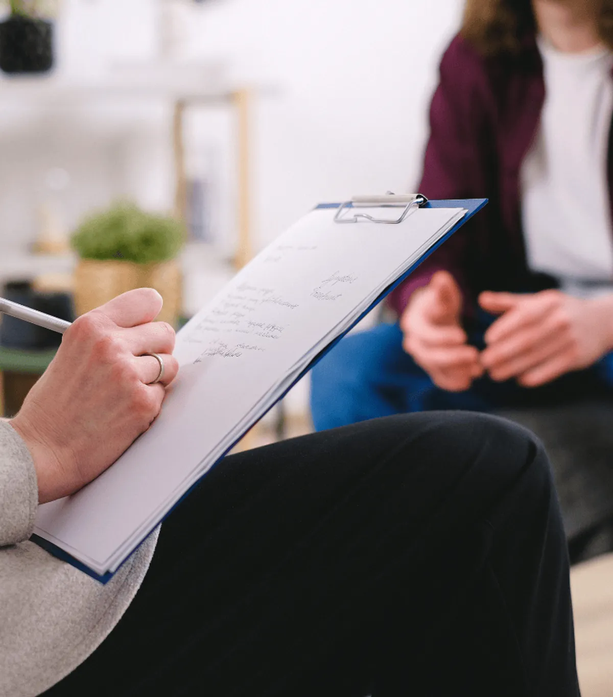 5 razones por las que alquilar un consultorio es mejor que atender en casa