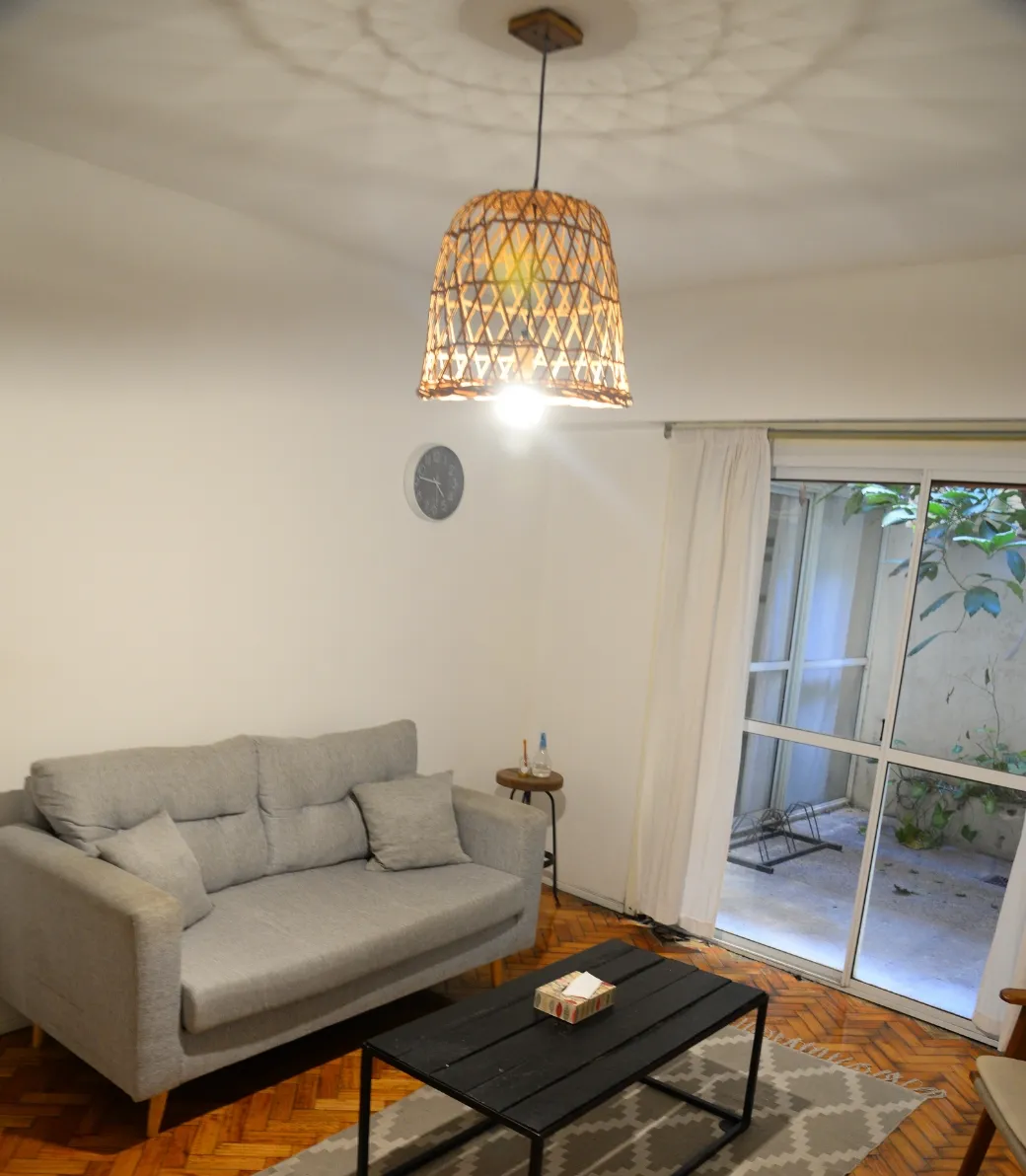 Vista del patio desde el consultorio